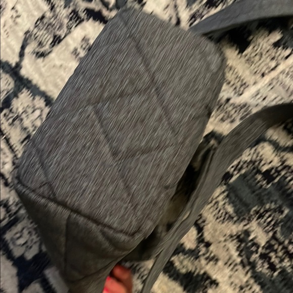 Lug Gray Quilted Bag - Picture 9 of 9